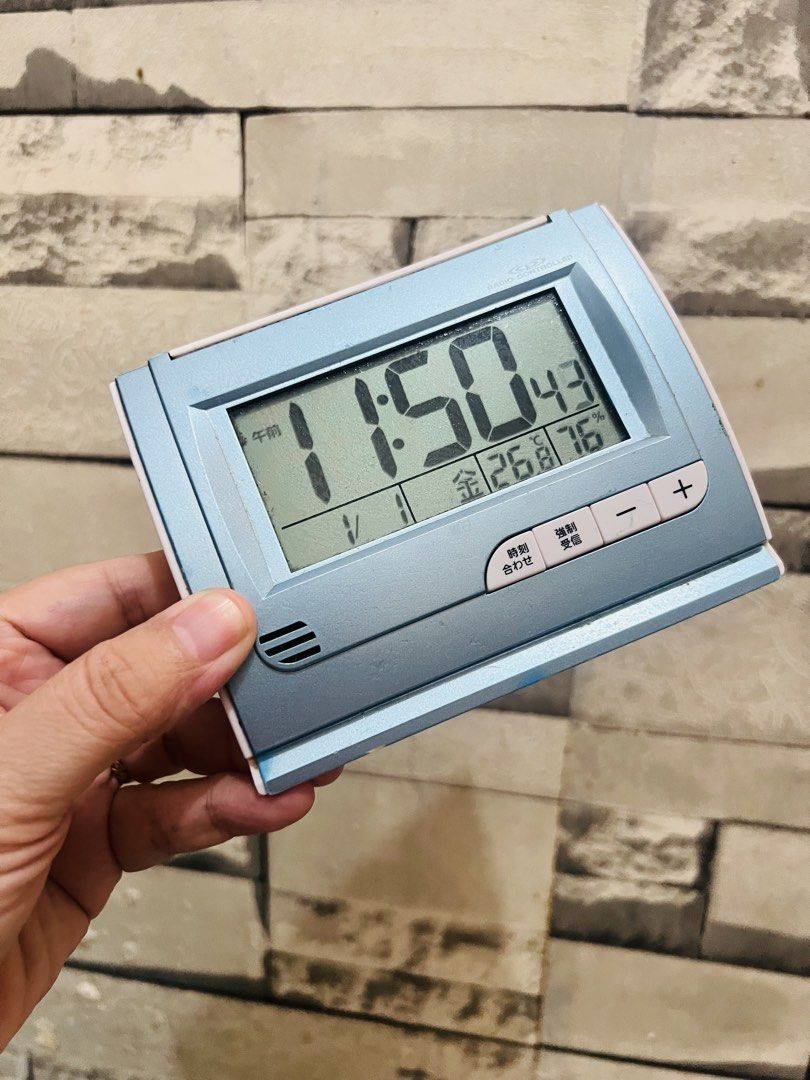 Affordable Citizen desk clock 😍👌 (Category: Clocks) located in Malolos. Submitted by afford.japan (Listing ID 1459903184, Image 1). Description: Affordable Citizen desk clock 😍👌.