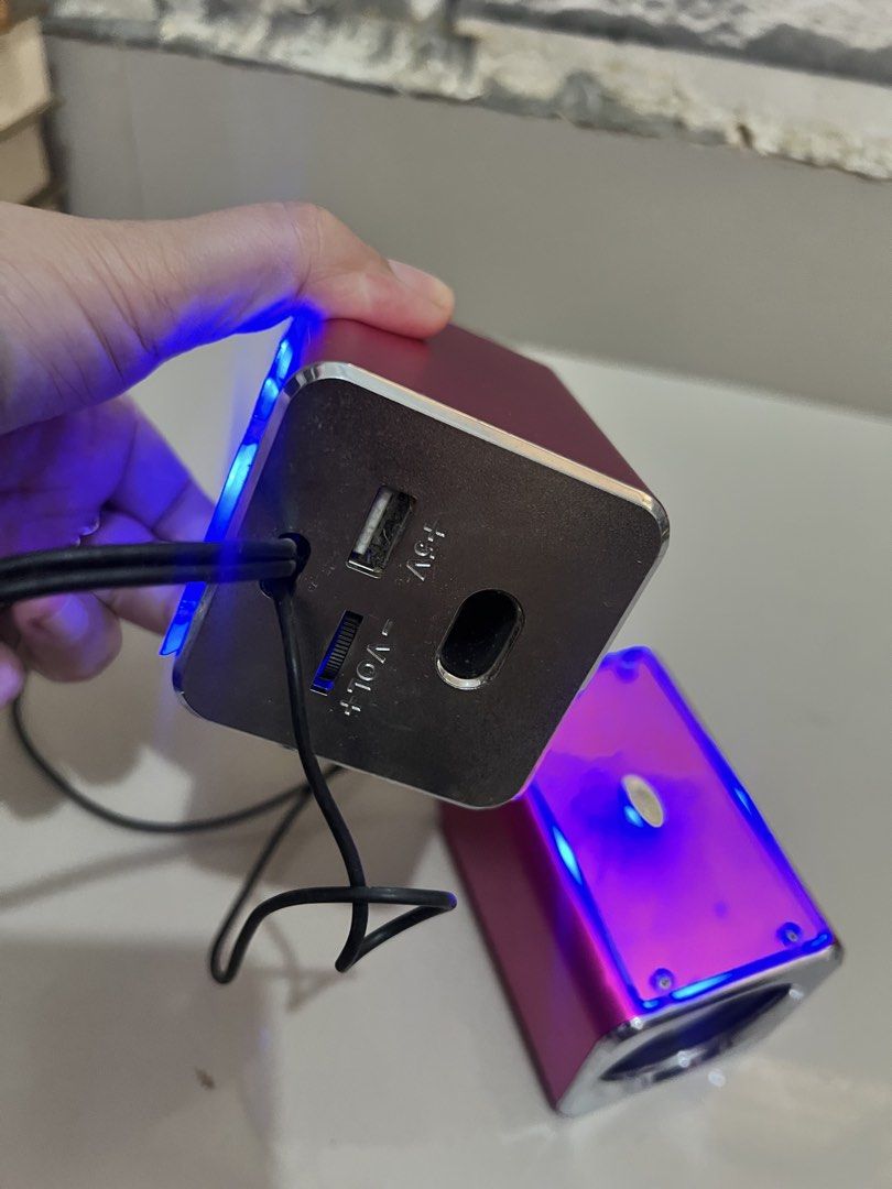 Affordable multimedia USB-powered desktop speakers 😍👌 (Category: Soundbars, Speakers & Amplifiers) located in Malolos. Submitted by afford.japan (Listing ID 1459915899, Image 3). Description: Affordable multimedia USB-powered desktop speakers 😍👌.