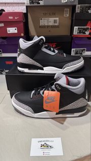 (Category: ) located in . Submitted by sneakergap (Listing ID 1460003295, Image 1). Description: .