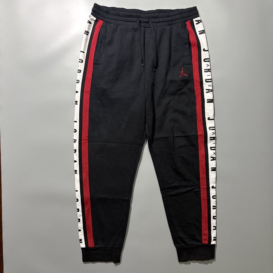 Air Jordan Jogger Pants (Category: Activewear) located in Tayabas. Submitted by tayabaskartell (Listing ID 1459998427, Image 1). Description: .