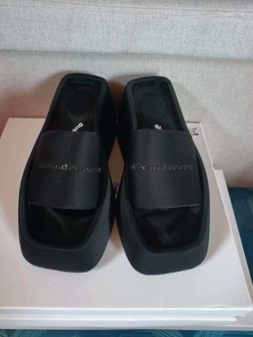 Alexander wang (Category: Sneakers & Footwear) located in Pasay City. Submitted by master1970 (Listing ID 1460003397, Image 1). Description: Like New.
