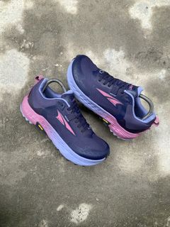 (Category: ) located in . Submitted by thriftkicks3 (Listing ID 1460016754, Image 1). Description: .