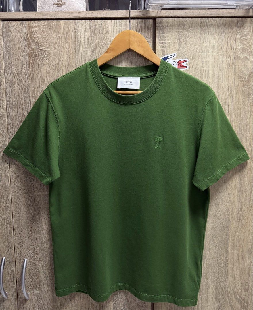 Ami Paris Tonal De Coeur Tshirt (Category: Luxury Apparel) located in Imus. Submitted by rckrmns (Listing ID 1460060477, Image 1). Description: Ami Paris Tonal De Coeur Tshirt Authentic/Legit Size S W- 19.5 L- 26 Good as New .