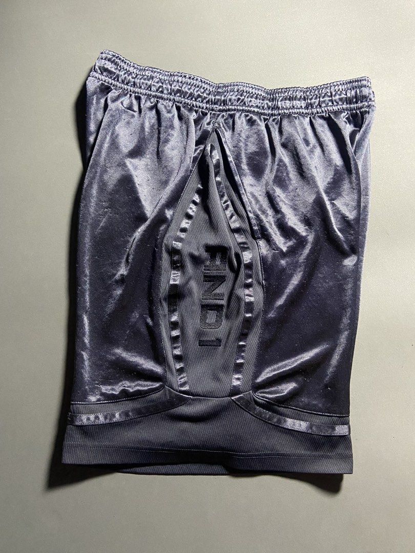 AND 1 gray (Category: Activewear) located in Cabuyao City. Submitted by chukz_x (Listing ID 1459957375, Image 1). Description: AND 1 gray Size : XL Dimes : 32-36W 21L Condition : Excellent Issue : rans Price : 300 📍READY TO WEAR 📍Cabuyao Laguna.
