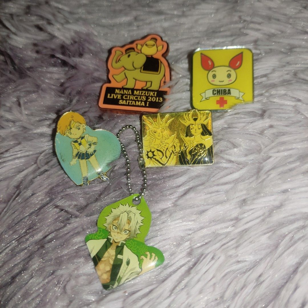 Anime metal pins Set (Category: Vintage Collectibles) located in Quezon City. Submitted by findyourtreasure10 (Listing ID 1459994286, Image 1). Description: 📌 **Please read before Purchasing** - good condition Kindly manage your expectations. What you see is exactly what you get 📦 All items are on hand and ready to ship 💎 Photos posted are the actual items. More pictures available upon request 📸 ❗ **STRICTLY NO CANCELLATION / NO REFUND** ❗ On