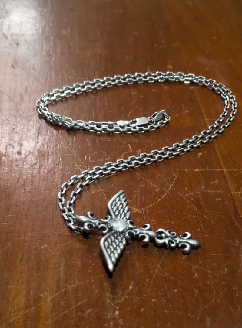Antique vintage silver necklace (Category: Jewelry) located in Manila. Submitted by julius_onlineshop14 (Listing ID 1459971345, Image 2). Description: selling my personal used antique silver necklace comes with unique pendant with moonstone very rare to find.