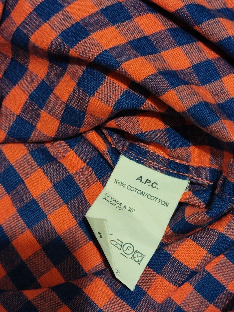 A.P.C. Rue De Fleurus Paris checkered button down shirt (Category: Luxury Apparel) located in Baguio. Submitted by damit_pang_tao (Listing ID 1460093227, Image 3). Description: A.P.C. Rue De Fleurus Paris checkered button down shirt Size on tag: Small US Dimensions: L28xW21xS26 Condition: excellent 9/10 (no hidden issues) Mine: 1280+sf Disclaimer: Damit Pang Tao is not affiliated or connected to the brand mentioned above or any posts this account