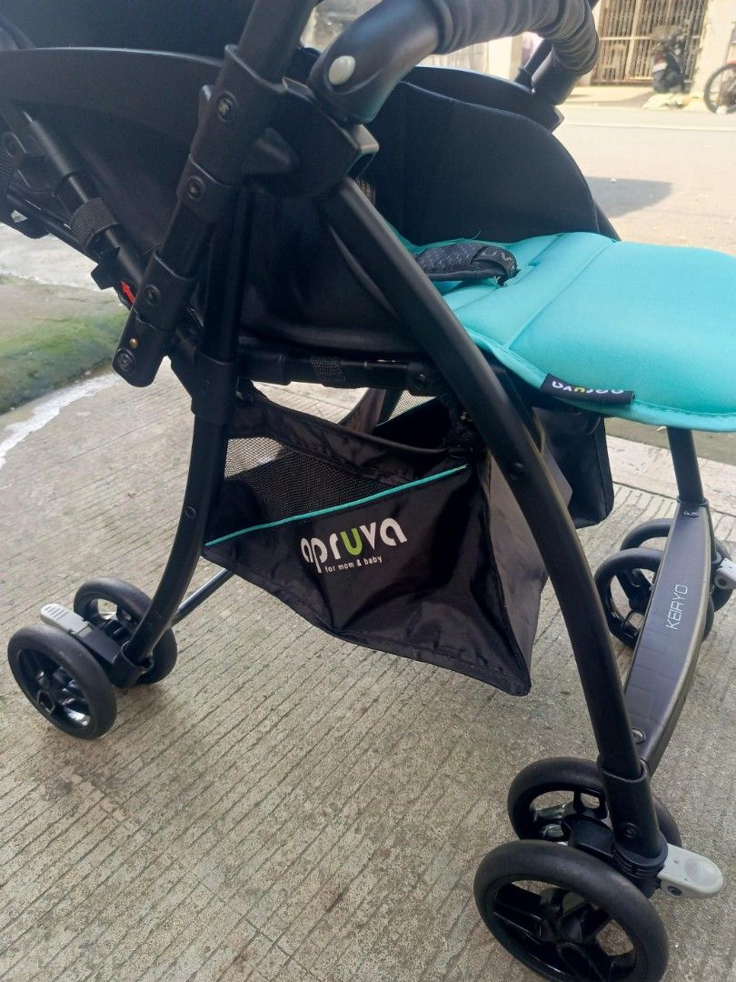 Apruva Keiryo Stroller (Category: Strollers) located in Manila. Submitted by babystuffshop (Listing ID 1459970176, Image 3). Description: ✨ Preloved Apruva Keiryo Stroller✨ GOOD AS NEW Ganda pa nitoooo 😍 10/10 Color rate 🤍Super lightweight 4.6kg only 🤍Travel friendly 🤍All good working condition 🤍Easy to maneuver mga wheels 🤍Reversible handle ( nahaharap ) 🤍Nahihiga nauupo 🤍Newborn up to toddler 🤍5-point safety harness 🤍One-click easy to