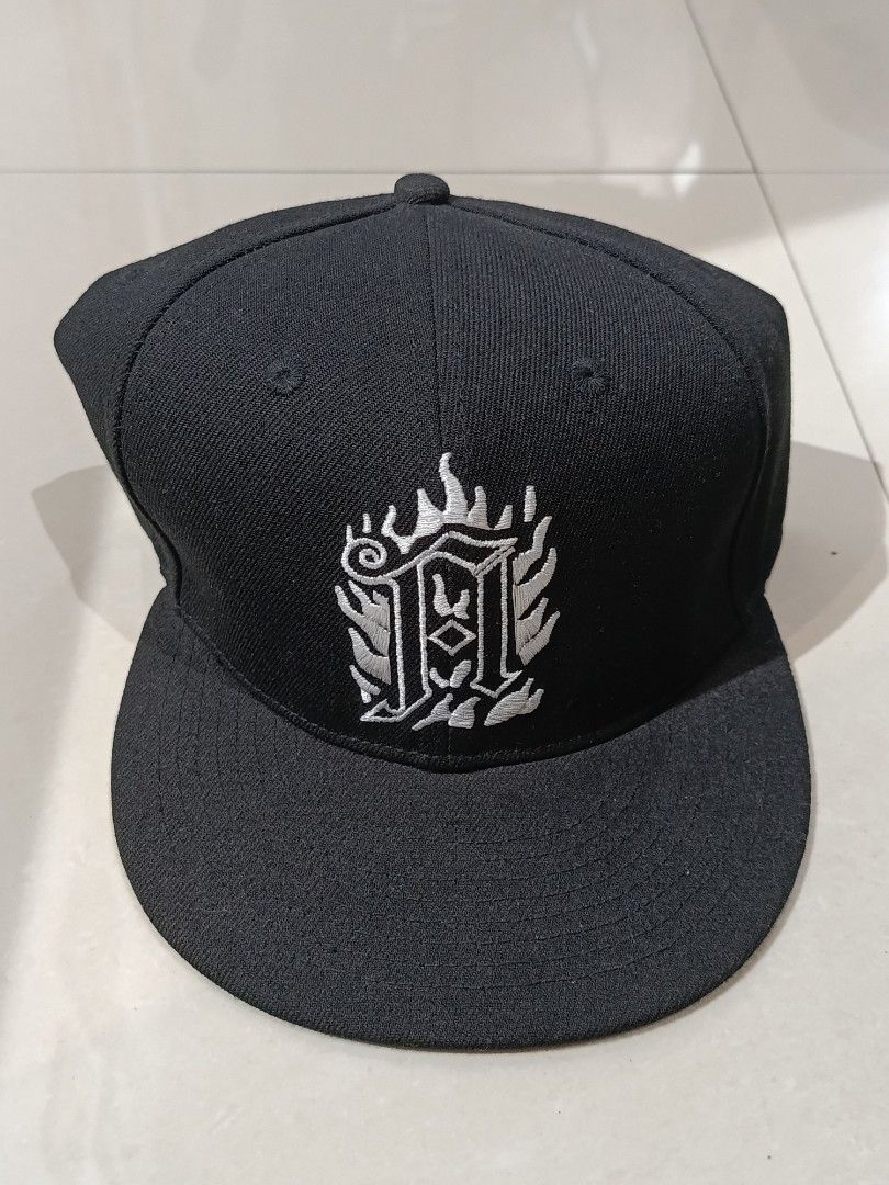 Architects / band merch cap /impericon records (Category: Caps & Hats) located in Pasig City. Submitted by fireforce_6699 (Listing ID 1460069965, Image 1). Description: architects band merch snapback cap impericon records good condition brand new 📩pm.