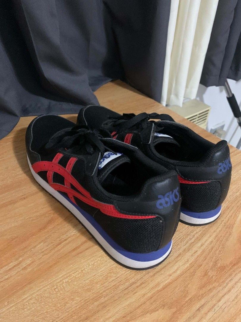 Asics Tiger Runner Black Red Blue Running Sneakers (Category: Casual Shoes) located in Paranaque City. Submitted by ababelly (Listing ID 1460025369, Image 2). Description: - Price 2k - No box included - PM for more info - Barely used.