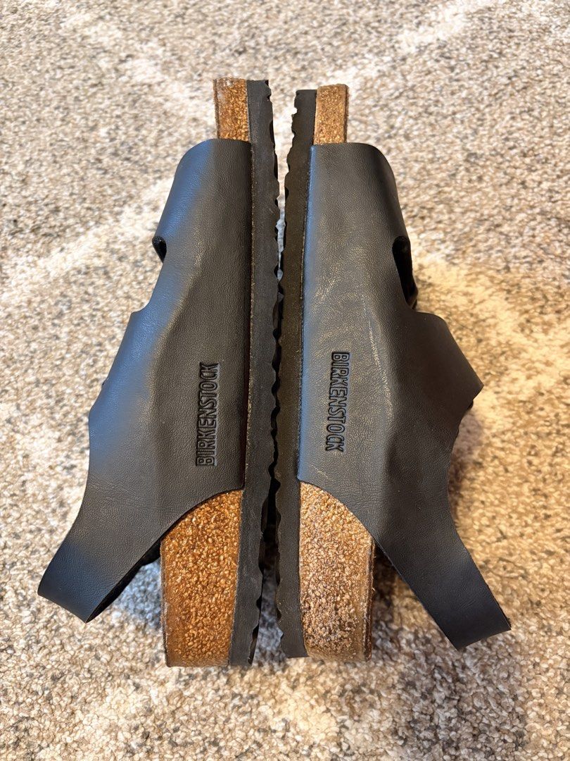 Auth Preloved Birkenstock Milano (Category: Slippers and slides) located in Paranaque City. Submitted by silentstone.dolphin (Listing ID 1459910747, Image 3). Description: Pls refer to the photos.. Visible Print.. Like new condi..👌 Super nice in actual😍 ❌Bawal sa Maselan❌.