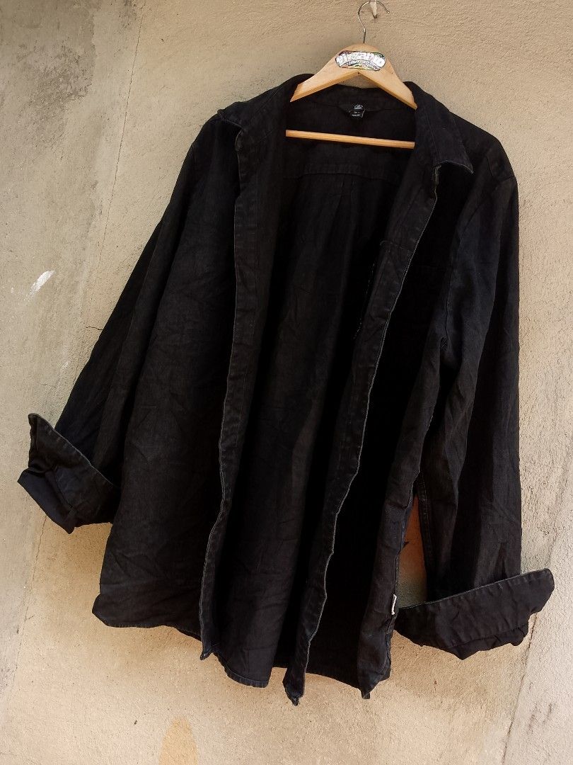‎AUTHENTIC! " VOLCOM (denim coat) WOMEN " (Category: Coats, Jackets and Outerwear) located in Danao, Cebu. Submitted by azaiahnere02 (Listing ID 1459950706, Image 2). Description: details are in first photo ‎measurements through tape measure ‎pm/dm for other details,issues or transactions ‎negotiable! 👊😁.