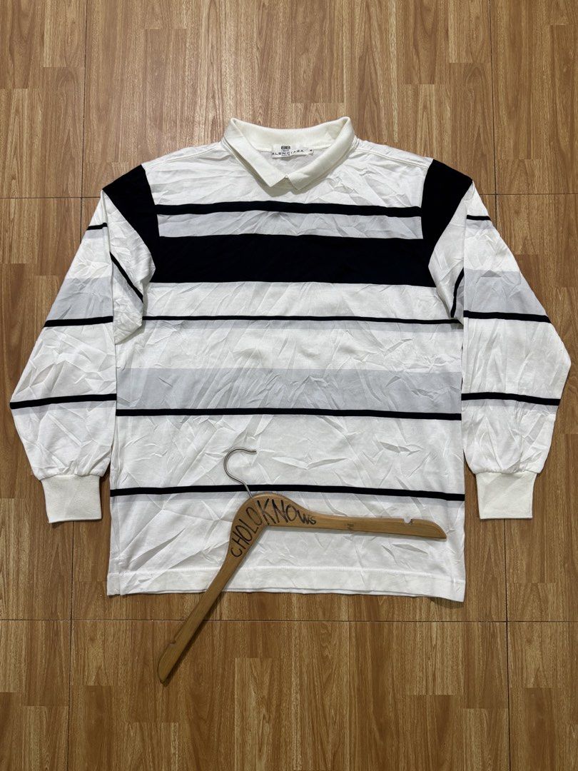 Authentic Balenciaga Golf (Category: Luxury Apparel) located in Badian. Submitted by choloknows (Listing ID 1460035255, Image 1). Description: Good as New Color rate: 9.9/10 Size M on tag Dimension: 20 W x 26 L No issue 2000 + sf.
