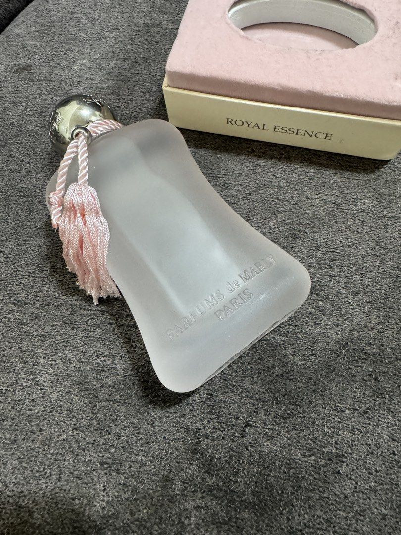 Authentic Delina La rosee 95% juice (Category: Fragrance & Deodorants) located in Quezon City. Submitted by luxpro.mnl (Listing ID 1460090023, Image 2). Description: Authentic Delina La rosee 95% juice level Damage tassel Purchased from new jersey Moneyback guarantee.
