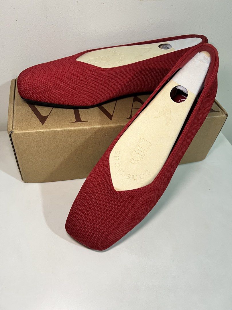 AUTHENTIC: VIVAIA MARGOT 3.0 RUBY RED (Category: Flats & Sandals) located in Quezon City. Submitted by homeandthrifts (Listing ID 1460097711, Image 1). Description: Note: Box included Item: Color may slightly vary in this photo due to lighting Location: Timog, Quezon City Mode of Payment: QR code PM for inquiries, price offer/reduction .