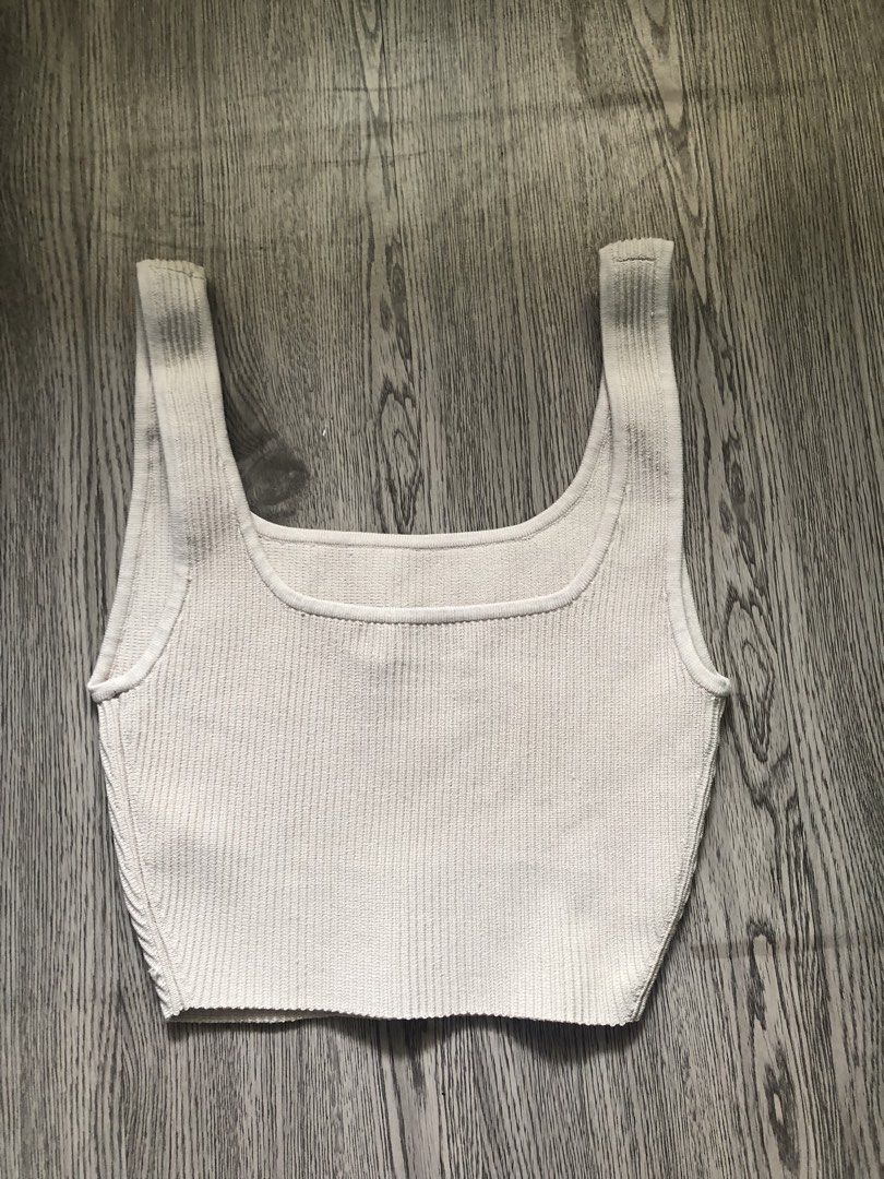 BABATON SCULPT KNIT TOP (Category: Others Tops) located in Santa Rosa. Submitted by eceldg05 (Listing ID 1459974755, Image 3). Description: Babaton Sculpt knit top Xs-small Croptop Bone color Like new Fix price 📌SALE.