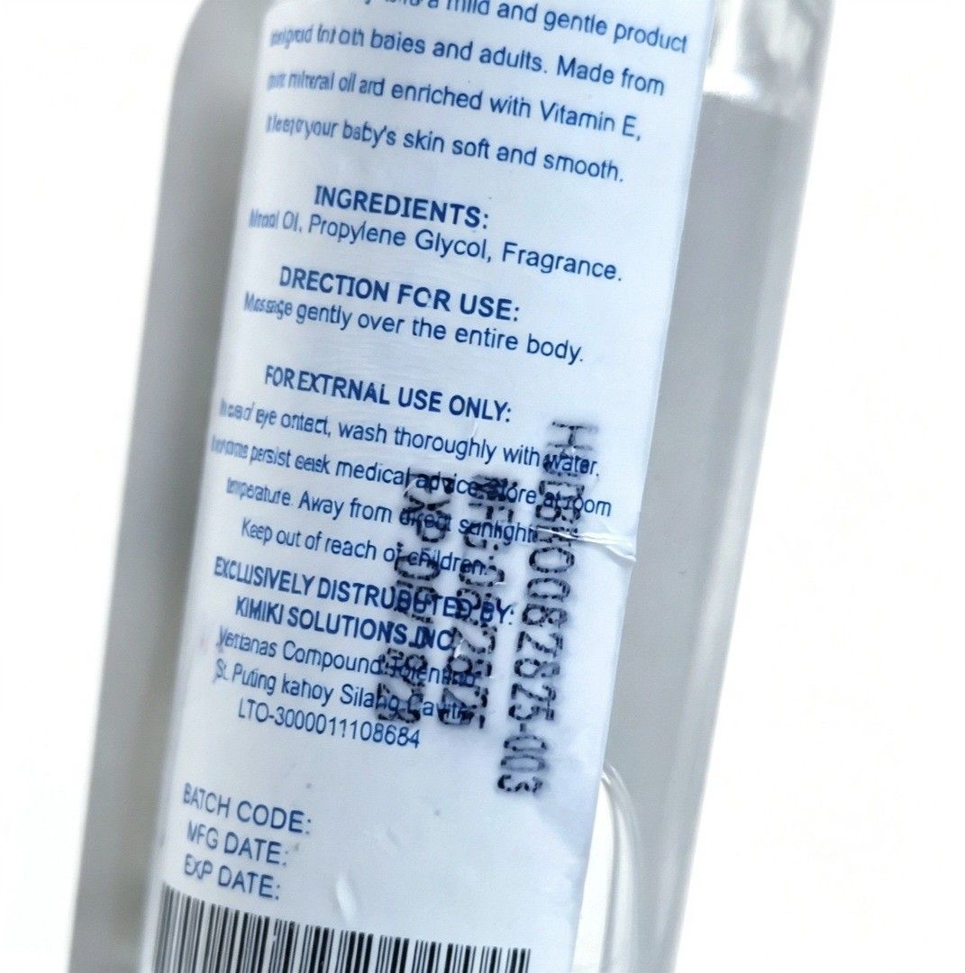 Baby oil (Category: Baby Toiletries & Grooming) located in Quezon City. Submitted by ana-chan (Listing ID 1460041182, Image 3). Description: Mama Cares Baby Oil. Pure, mild, and gentle. Keeps baby's skin soft and smooth. Enriched with Vitamin E. 50ml..