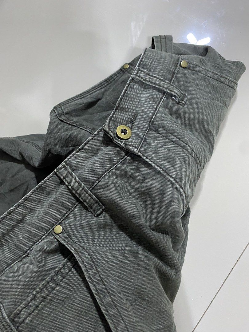 Baggy Carpenter (Moss Green) (Category: Jeans) located in Butuan. Submitted by timeless_curations (Listing ID 1459921850, Image 2). Description: Carhartt Alternative 30-31 waistline 38-39 lenght 12 thighs 12 leg opening .