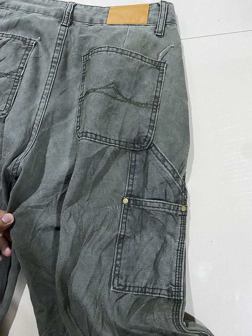 Baggy Carpenter (Moss Green) (Category: Jeans) located in Butuan. Submitted by timeless_curations (Listing ID 1459921850, Image 3). Description: Carhartt Alternative 30-31 waistline 38-39 lenght 12 thighs 12 leg opening .