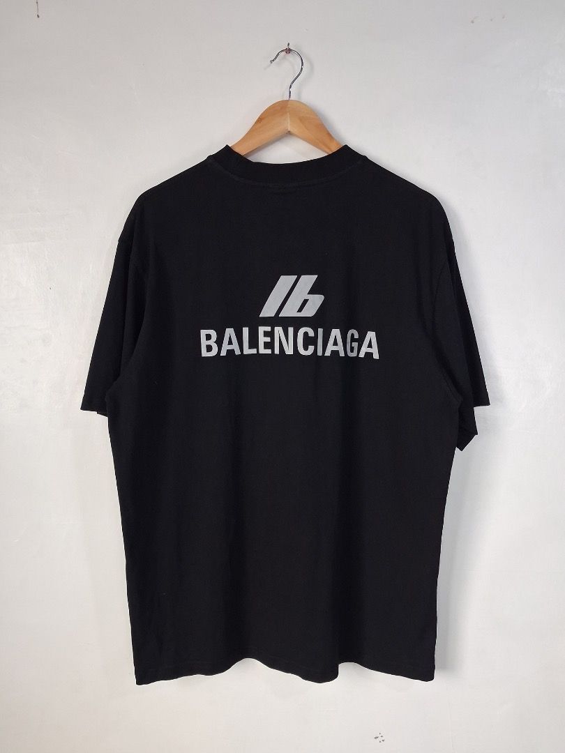 Balenciaga "Activewear" Black Tee (Category: Luxury Apparel) located in Makati City. Submitted by seller_102 (Listing ID 1459918689, Image 2). Description: Brand: Balenciaga Dimes: 22.5in x 29.5in Issue: None Color Rate: 9.5/10 Condition: Excellent.