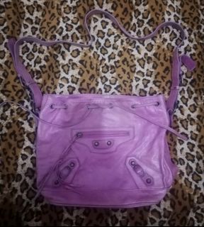 (Category: ) located in . Submitted by roadthrift (Listing ID 1459973926, Image 1). Description: .