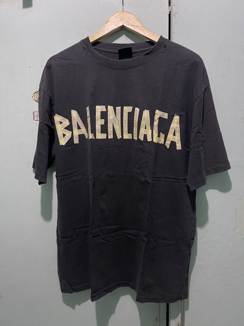BALENCIAGA TAPE TEW (Category: Activewear) located in Manila. Submitted by denversic76524 (Listing ID 1459987671, Image 1). Description: Balenciaga Tape tee 23 x 29 Good condition -₱ 800 only nego 📍 Sanfernando pampanga / Meetup / Shipping thru j&t .