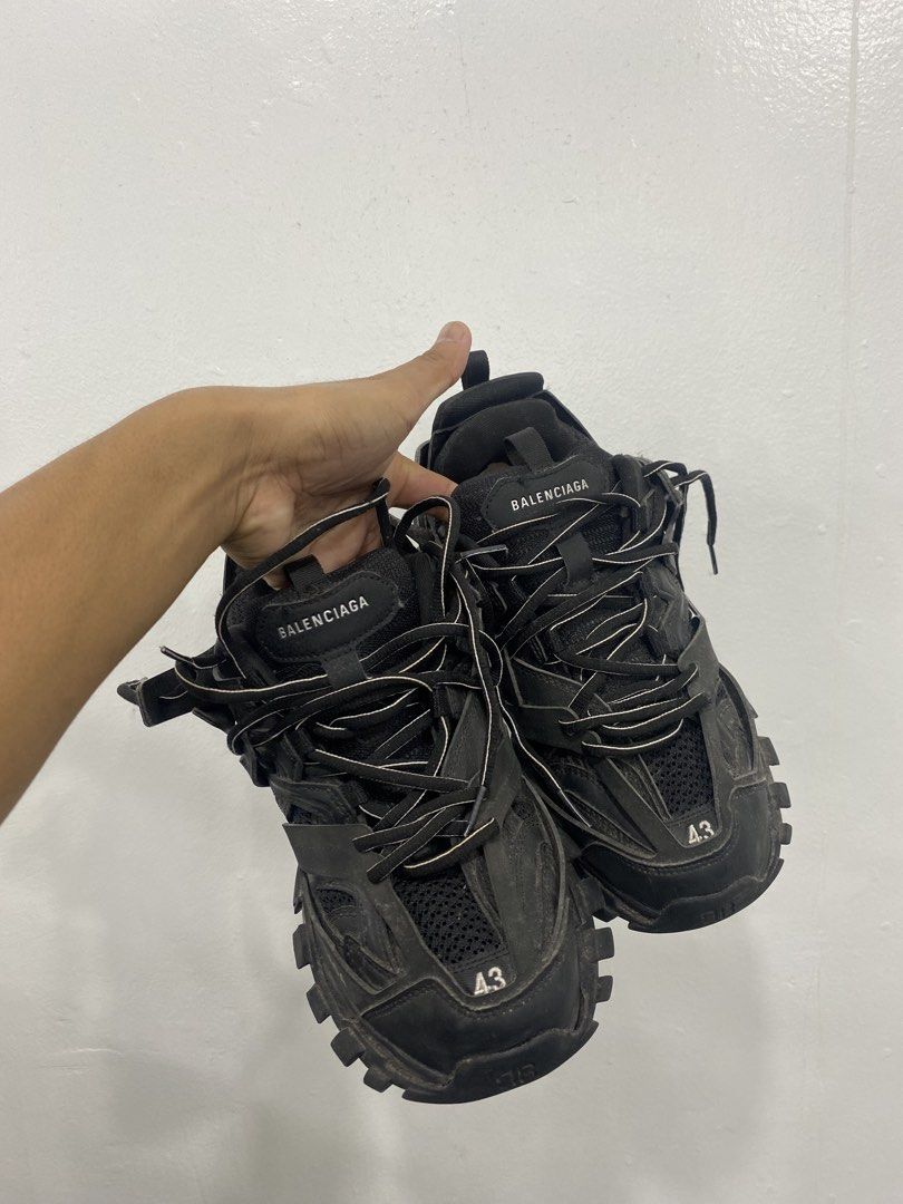 Balenciaga track (Category: Sneakers & Footwear) located in Manila. Submitted by mikeed. (Listing ID 1459965792, Image 1). Description: balenciaga track excellent size 43 Price 3500.