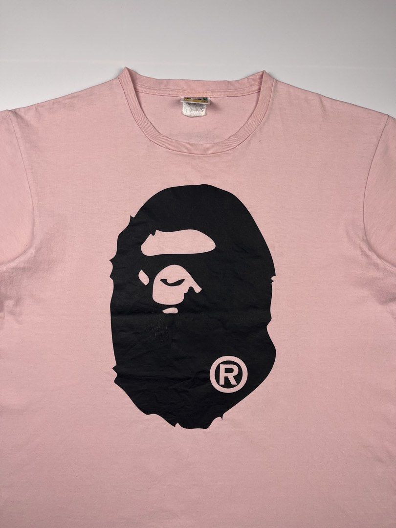 Bape Bicolor Big Ape Head Tee (Category: Tshirts & Polo Shirts ) located in Puerto Princesa. Submitted by paradise5300 (Listing ID 1460056665, Image 3). Description: Bape Bicolor Big Ape Head Tee Tagged Size: XL Dimensions Inches length: 28 Inches width: 22.5 Condition: Very good Color rate: 9.5 Flaws: Hairline cracks 1,299 shipping fee is not yet included. .