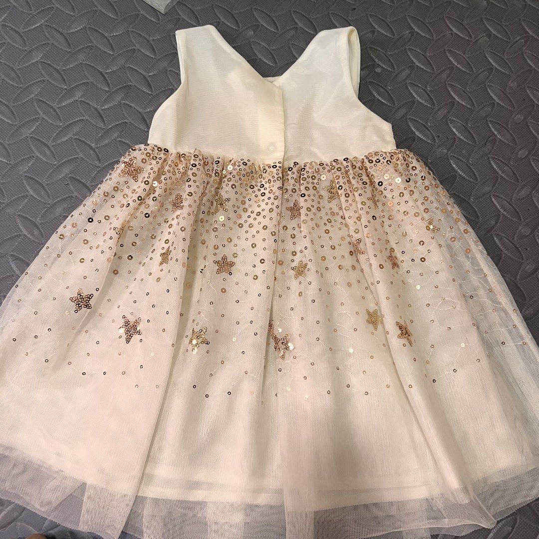 BAPTISMAL DRESS H&M 6-9MONTHS (Category: Babies & Kids Fashion) located in Cavite. Submitted by lk_collection.ph (Listing ID 1459997473, Image 3). Description: FS- USED ONCE BAPTISMAL BRAND - H&M.