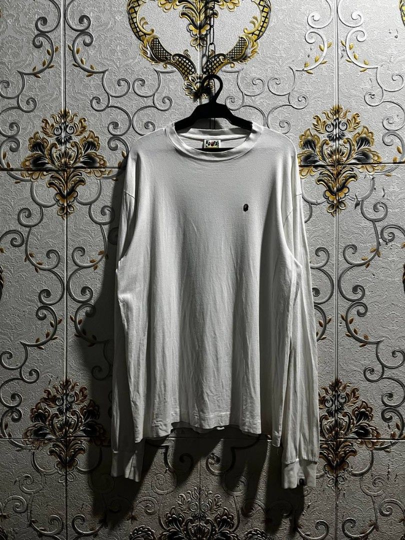 Bathing Ape (Category: Formal Shirts) located in Manila. Submitted by thriftortrick11 (Listing ID 1460074728, Image 2). Description: ‎W - 22 ‎L - 28 ‎Color rate: 9/10 ‎Issue: Tattering on Neck And hairlines ‎ ‎.