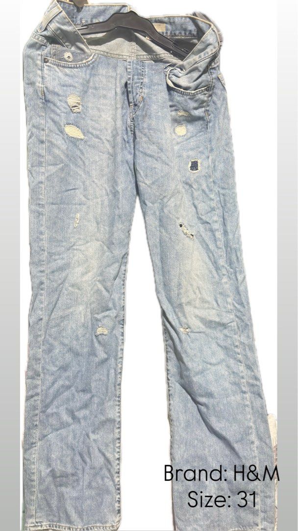 BDB Jeans Size 32 Length 34 Distressed Wash (Category: Jeans) located in Manila. Submitted by eunite1025 (Listing ID 1460052280, Image 3). Description: Features a distressed wash with some rips. Classic straight leg cut. Good for casual wear..