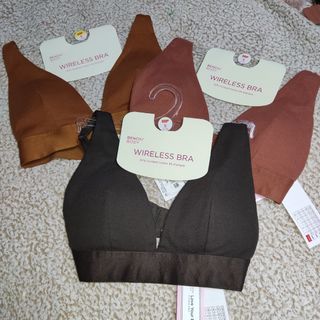 (Category: ) located in . Submitted by jlo.lasenza (Listing ID 1460028559, Image 1). Description: .