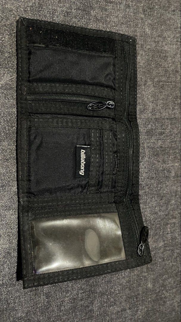 Billabong Surf Wallets (Category: Wallets & Card Holders) located in Andop. Submitted by luckygem1624 (Listing ID 1460095171, Image 3). Description: Y2K billabong surf wallets For sale Take all .