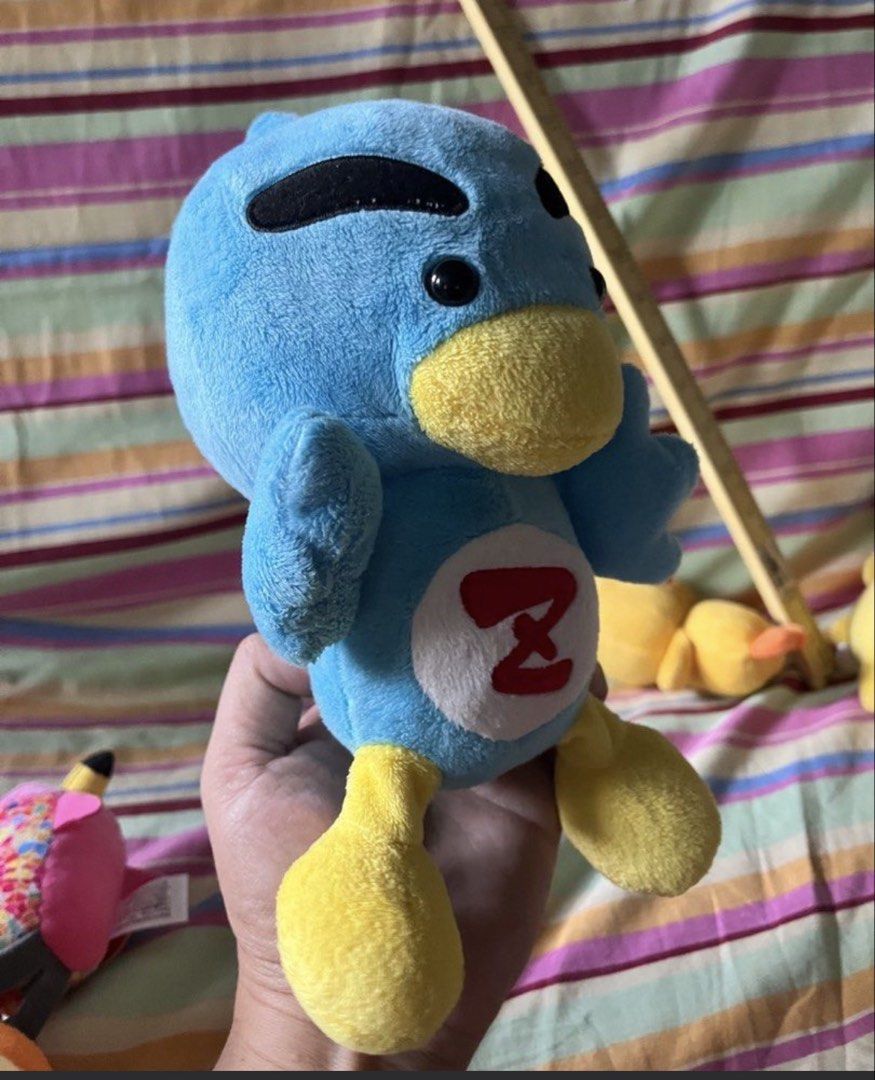 Bird blue (SALE) (Category: Designer & Blind Box Toys) located in Paranaque City. Submitted by bonsaiart (Listing ID 1460104184, Image 3). Description: Pre owned 75(fixed) +sf Payment via GCASH or paymaya No to meetup No to cop / cod Shipping via j&t only No breaking of set or bundle.