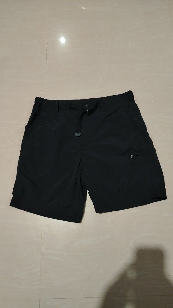 Black Cargo Shorts with Belt (Category: Shorts) located in Tagum. Submitted by kotasallys40096 (Listing ID 1460049068, Image 1). Description: - Black nylon utility geared short - Medium on tag -waist: 32-34, length: 18, hem 11.5 - Adjustable belt included - Side zipper pocket for secure storage - Ideal for casual outings or outdoor adventures - Comfortable and relaxed fit - Pre-loved and ready for its next owner.