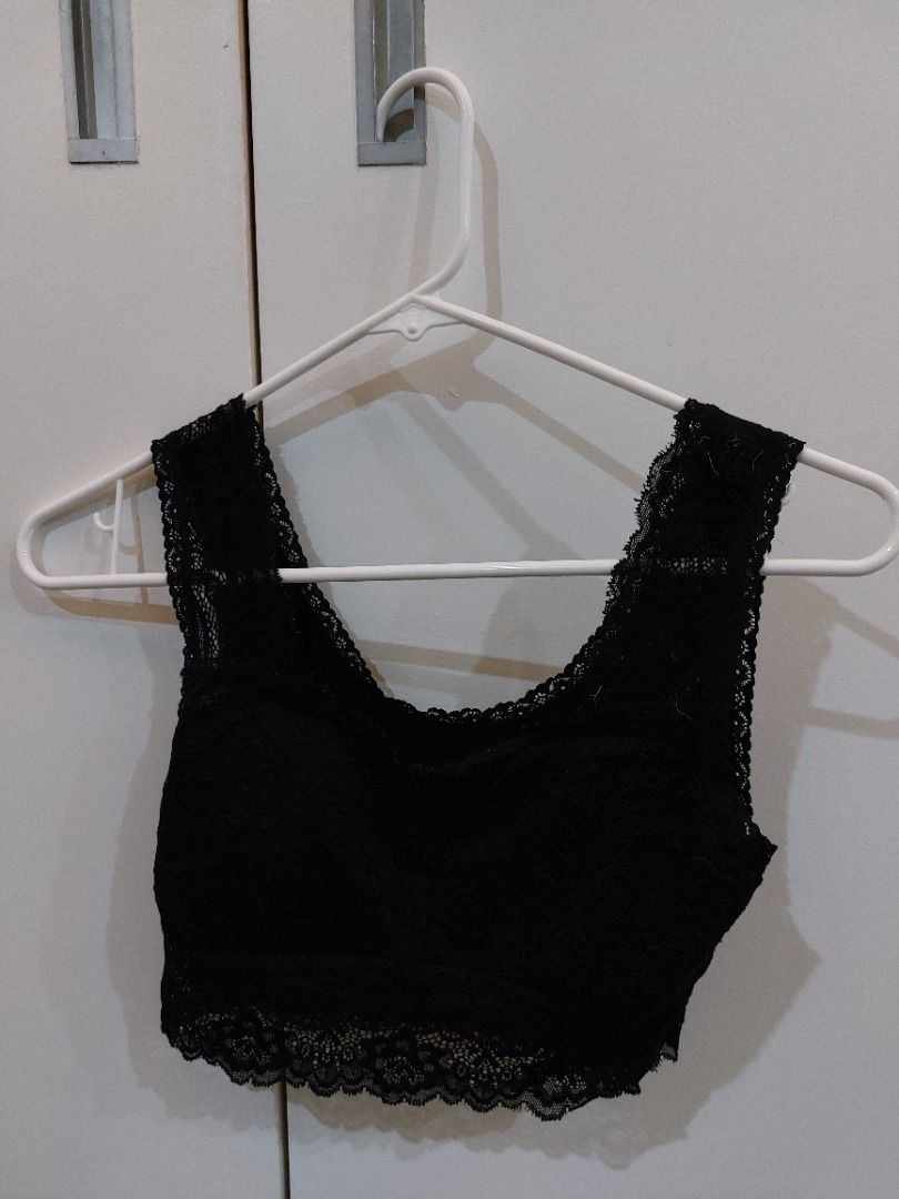 Black Lace Bralette (Category: Others Tops) located in Muntinlupa City. Submitted by biancstuff (Listing ID 1460071606, Image 1). Description: - Comfortable black lace bralette - Soft and stretchy material - Pretty lace trim along edges - Wire-free for maximum comfort - Versatile: great for layering or wearing on its own - Easy to wear padded mop: gcash mod: lalamove/grab (buyer shoulders sf).
