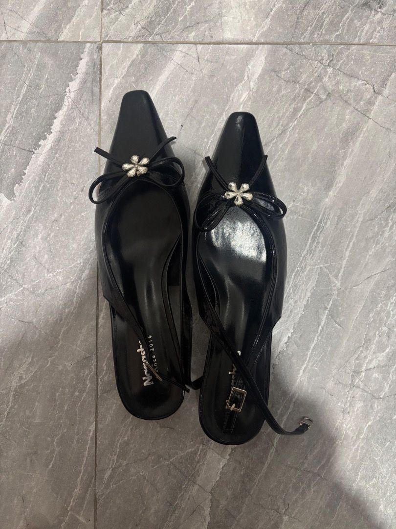 Black Slingback Heels with Bow and Gem Detail (Category: Heels) located in Caloocan City. Submitted by brightfox.935d92 (Listing ID 1460032968, Image 1). Description: 👠 Bought from Naga Shoes, Vietnam last month SIZE 38 🖤 Brand new & never been used/worn 📌 Reason for selling: Wrong size; Size: 38 💰 Only ₱600! 📍 Location: Angeles City / San Fernando, Pampanga 🛵 Lalamove: Available 🤝 Meet-up: Available 💳 Payment: GCash or Bank Transfer ❌ No