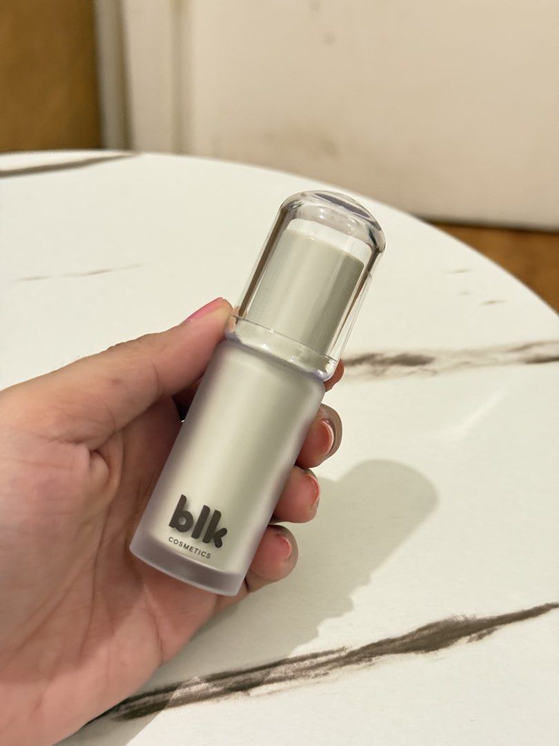 Blk X bash collab - Soft blur stick foundation - butterscotch (Category: Makeup) located in Quezon City. Submitted by quirksandcurls (Listing ID 1460034236, Image 2). Description: .