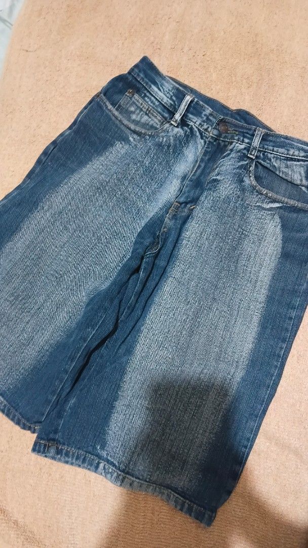 Blue Denim Jeans with Gold Embroidery (Category: Shorts) located in Muntinlupa City. Submitted by zlysiea (Listing ID 1459955174, Image 3). Description: - Classic blue denim jeans - Features stylish gold embroidery on back pockets - Traditional five-pocket styling - Secure button and zip closure - Designed for a comfortable fit - Ideal for casual everyday wear - Size 30 Waist.