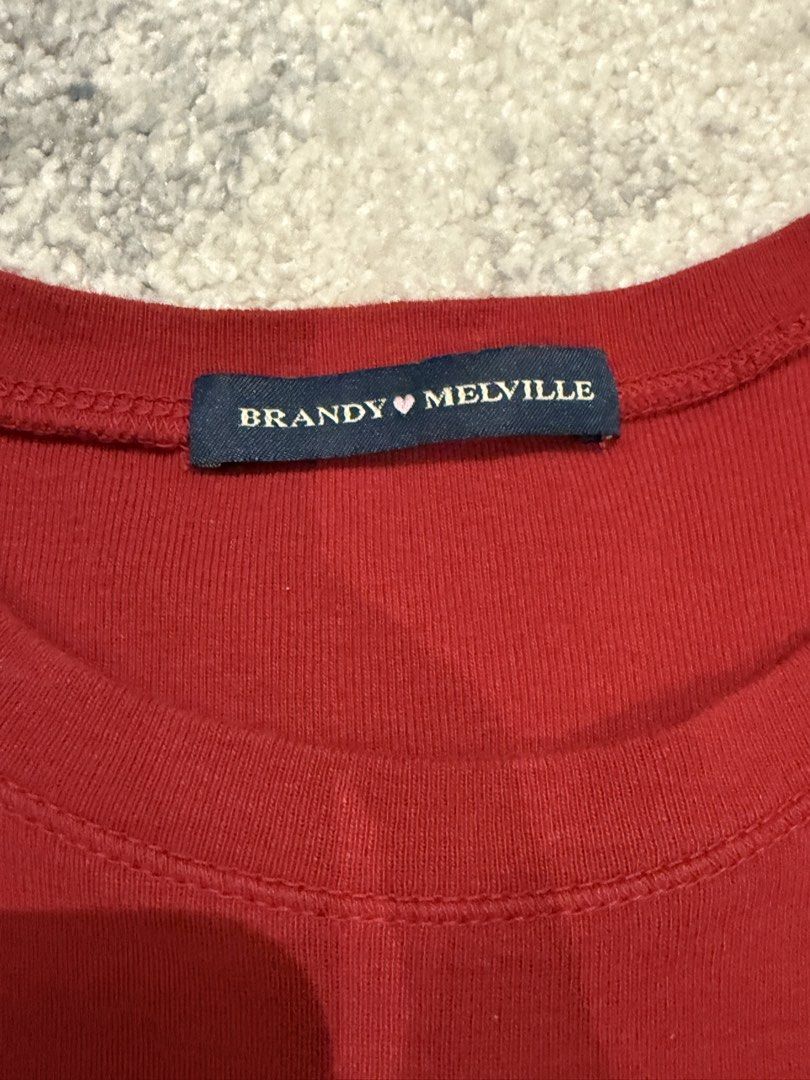 Brandy Melville Basic Red Tee (Category: Shirts) located in Manila. Submitted by ell4scloset (Listing ID 1459983282, Image 2). Description: - worn once - basic staple u need in ur closet ! Super soft ☺️ - bought from brandy japan - will come w brandy stickers Rfs: decluttering .