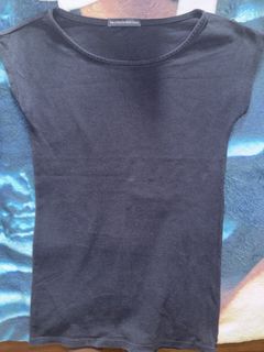 (Category: ) located in . Submitted by yyeony_ (Listing ID 1460004627, Image 1). Description: .
