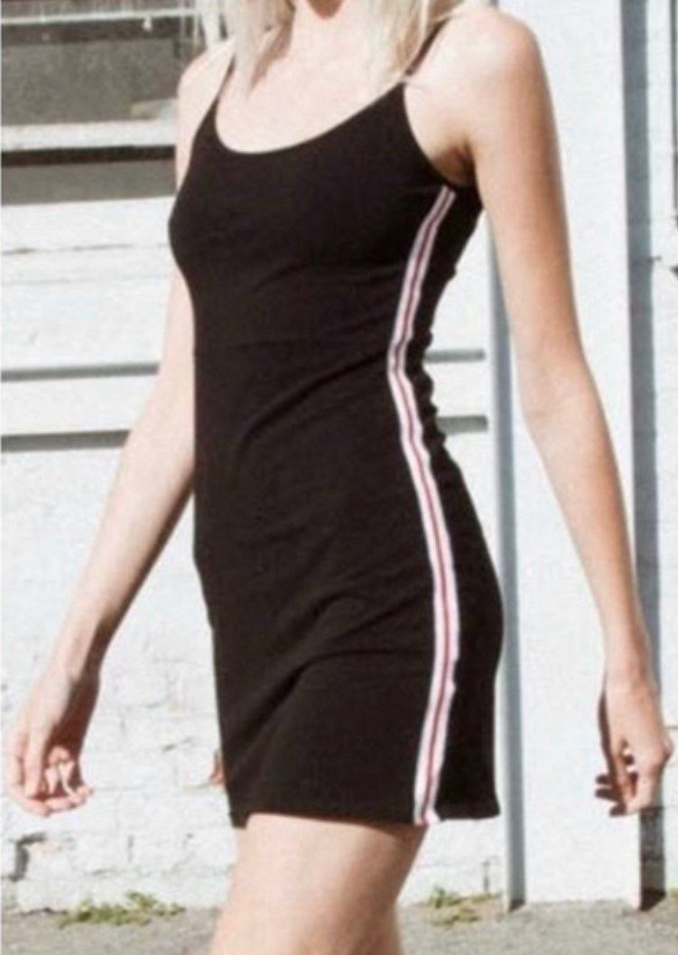Brandy Melville Dress (Category: Dresses) located in Makati City. Submitted by l0calgh0rl (Listing ID 1459968957, Image 1). Description: tag is removed but authentic.