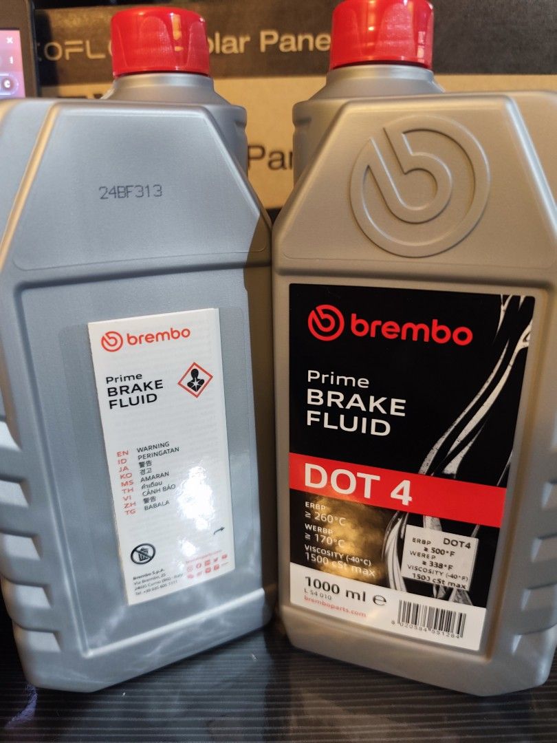 Brembo Prime Brake Fluid DOT 4 (2 x 1000ml) (Category: Craft Supplies & Tools) located in Makati City. Submitted by kittabs (Listing ID 1460104615, Image 2). Description: For sale Brembo brake fluid DOT4 - 2 x 1000ml bottles of Brembo Prime Brake Fluid DOT 4 - High-quality fluid for optimal braking performance.