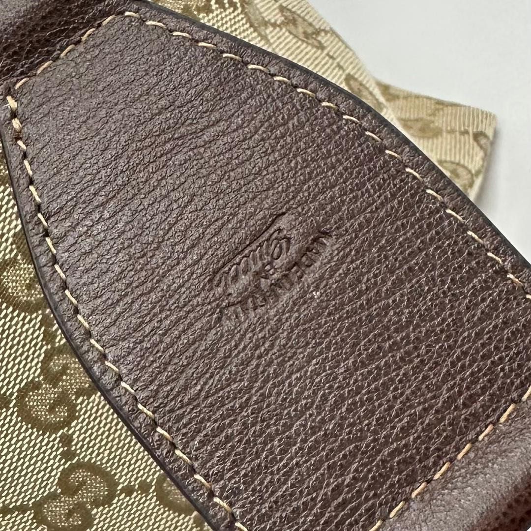 Brera (Category: Shoulder Bags) located in Manila. Submitted by homeofpairs (Listing ID 1460080949, Image 3). Description: 7-12 days ETA Personal number will be provided via DMs.