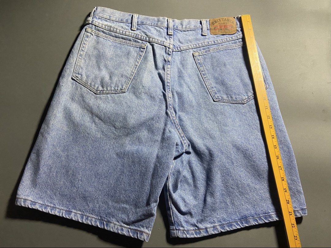 Britania Jeans co JORTS (Category: Shorts) located in Cabuyao City. Submitted by chukz_x (Listing ID 1459953940, Image 3). Description: Britania Jeans co JORTS Size : 36 Dimes : 36W 21L Condition : Excellent Issue : none Price : 500 📍READY TO WEAR 📍Cabuyao Laguna.