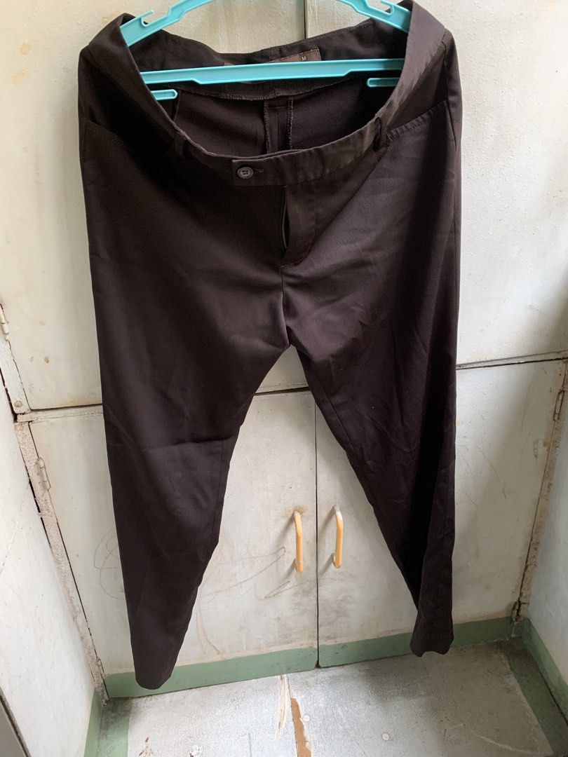 Brown Trousers (Category: Other Bottoms) located in Manila. Submitted by usagichan_rabbit (Listing ID 1459945981, Image 1). Description: - Brand: Samlin Ladies - Color: Brown - Size: Medium (M) - Style: Simple, classic, straight leg - Closure: Button and zip - Pockets: Two side pockets - Versatile: Suitable for casual or work attire note low waist po ito Size 28-29.