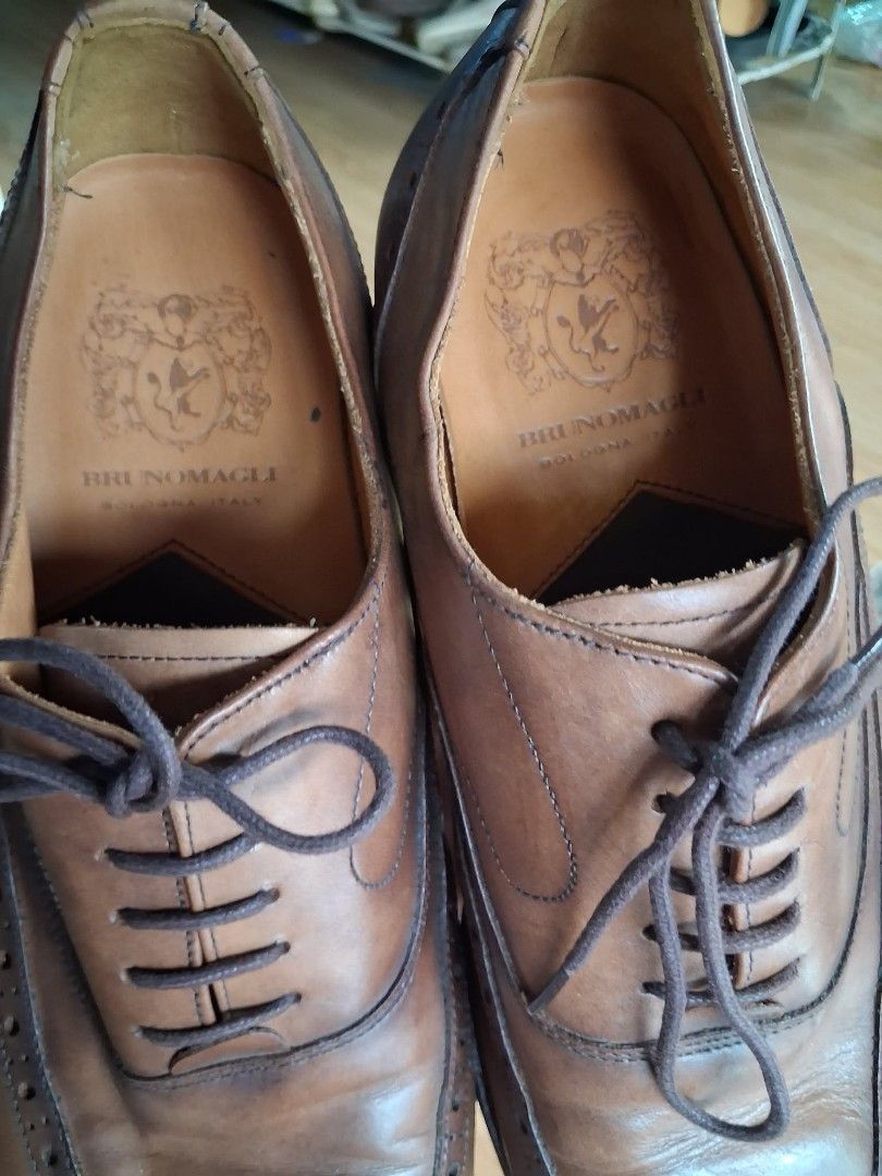 Bruno Magli (Category: Casual Shoes) located in Koronadal. Submitted by glads08089 (Listing ID 1460039441, Image 3). Description: Bruno Magli size 41.