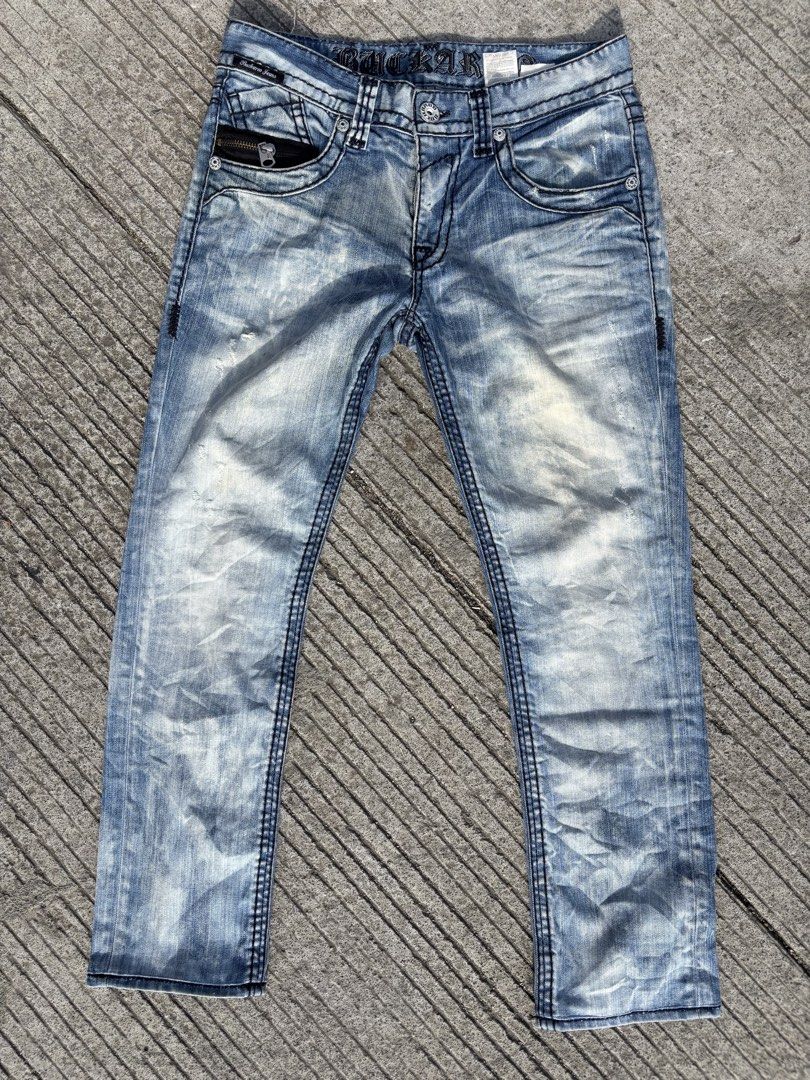 Buckaroo Original Blue Washed Denim Jeans (Category: Jeans) located in Manila. Submitted by panginoong_josh (Listing ID 1460101259, Image 3). Description: - Brand: Buckaroo Original - Color: Blue washed denim - Style: Distressed look - Unique features: Special stitching details, front left zip pocket - Closure: Button and zip - Occasion: Casual wear.