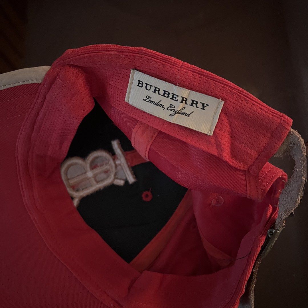 Burberry Cap (Category: Caps & Hats) located in Manila. Submitted by silver.rae (Listing ID 1459909762, Image 2). Description: issue backstrap.