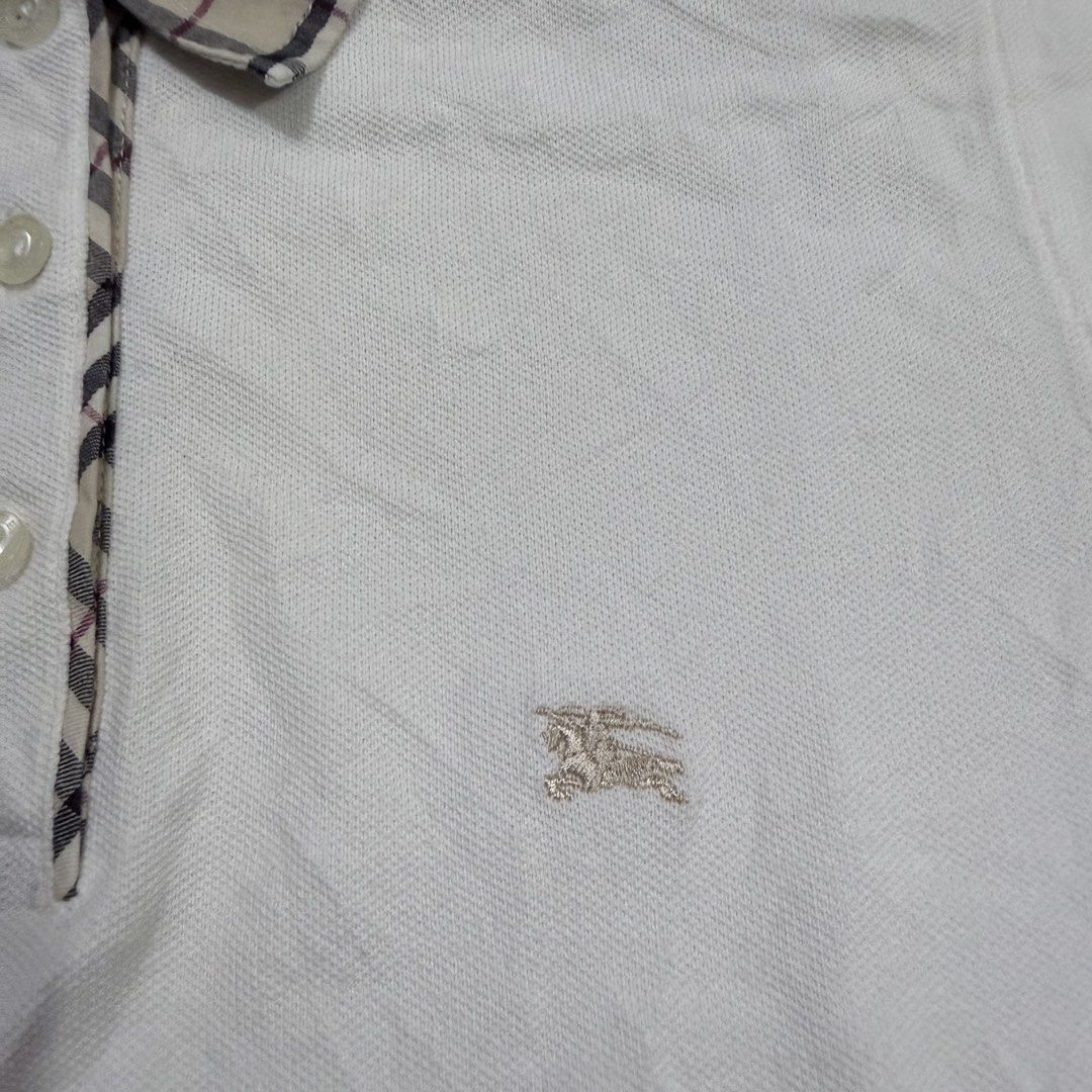 Burberry Polo Shirt (Category: Luxury Apparel) located in Imus. Submitted by casterhitz (Listing ID 1460073936, Image 2). Description: Small 19x26 No issue Excellent condition .